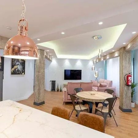 Luxe Lobo *